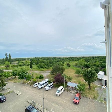 Апарт Отель Pʼotʼi Exterior foto
